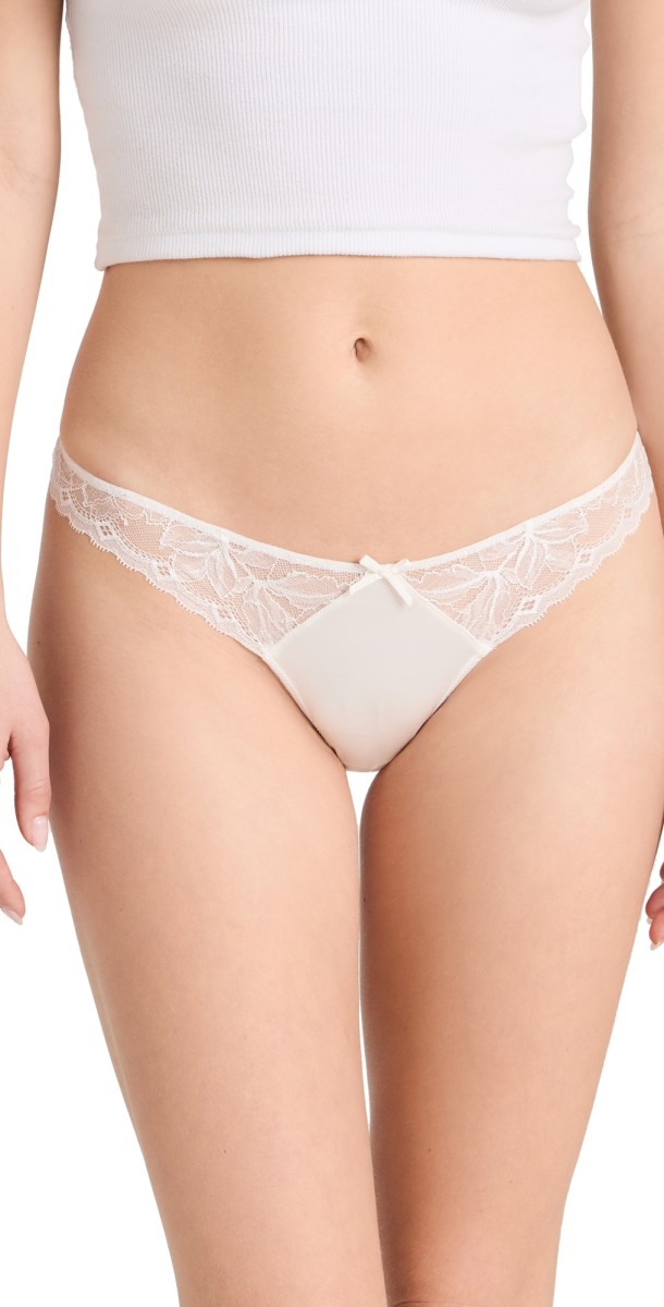 Fleur du Mal Gardenia Lace Thong Creme