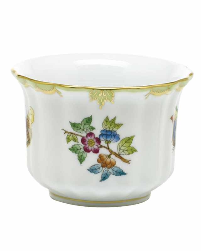 Queen Victoria Mini Cache Pot