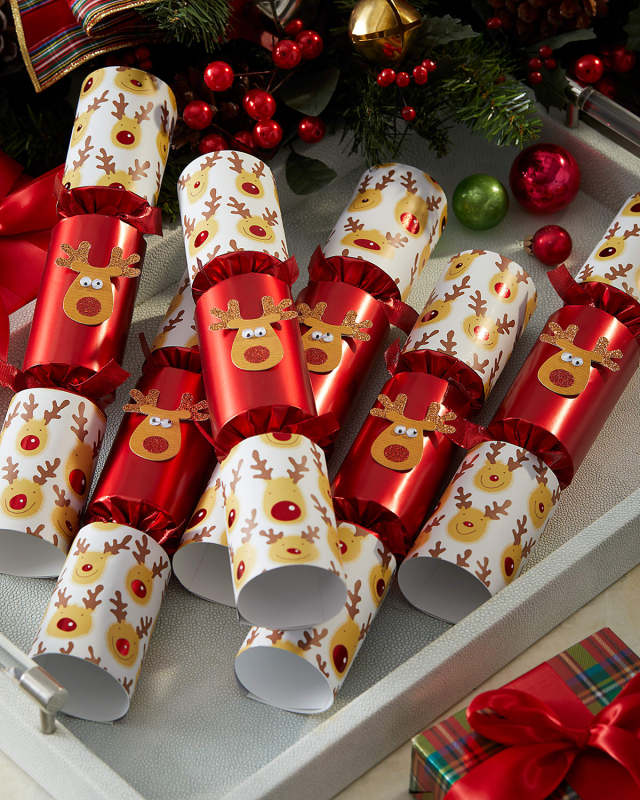 Racing Reindeer Christmas Crackers, Set of 6