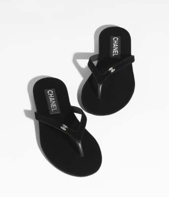 CHANEL THONGS