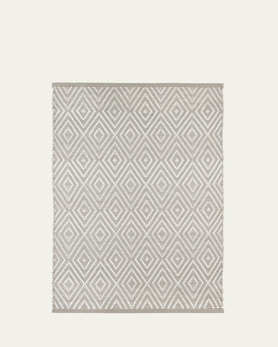 Diamond Handwoven Indoor/Outdoor Runner Rug, 2.5' x 18'