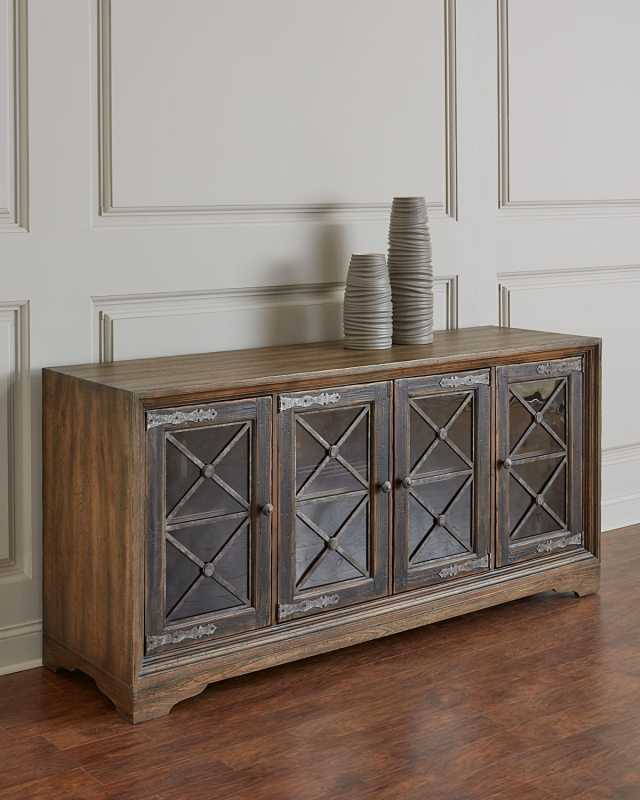Casella Entertainment Console