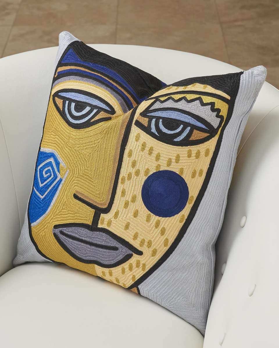 Paulo Pillow
