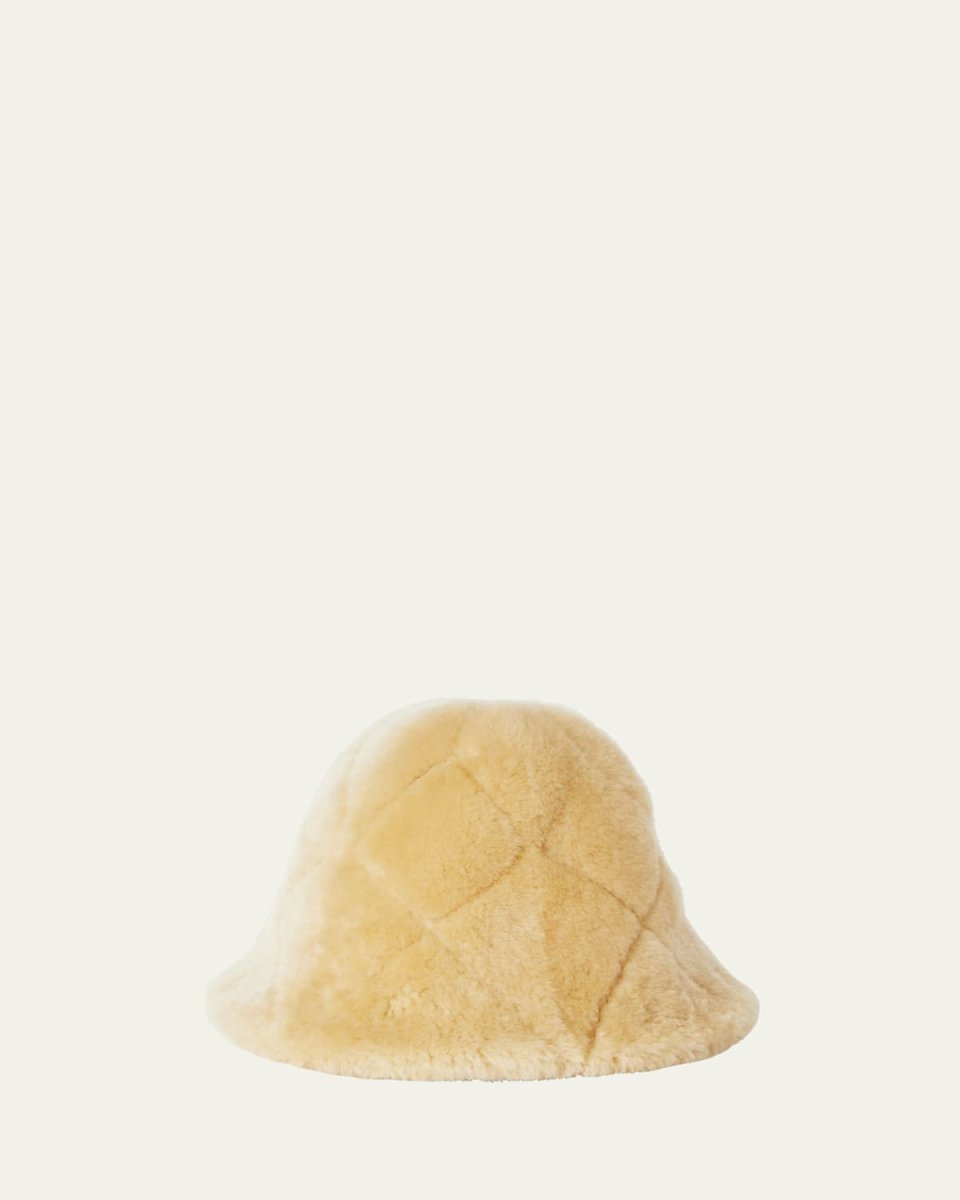 Shearling Cloch