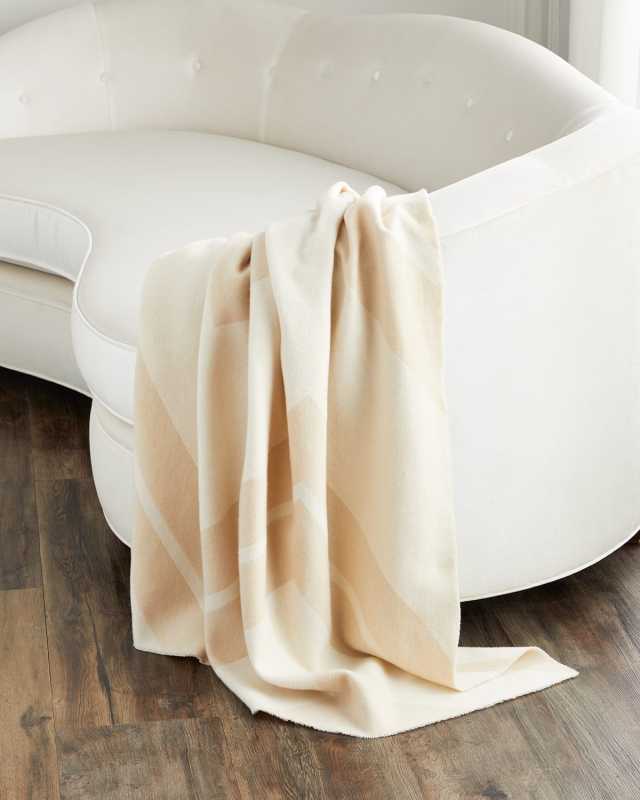 Cornelio Throw Blanket