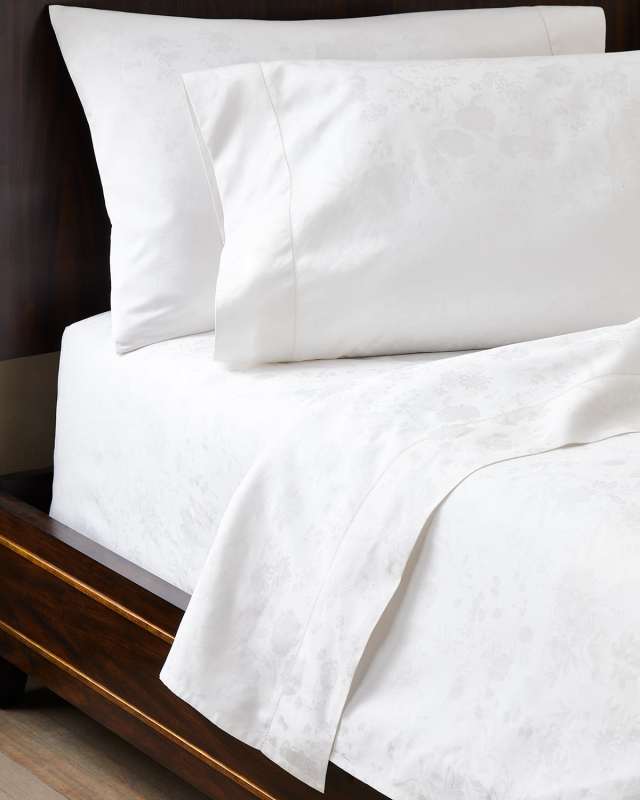 Bethany Jacquard Organic Cotton Standard Pillowc
