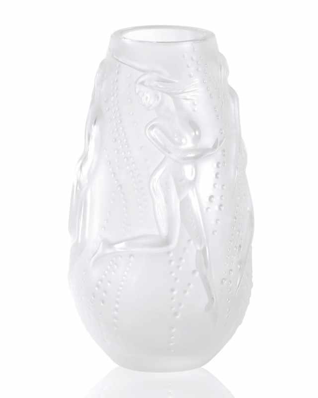 Nymphes Bud Vase