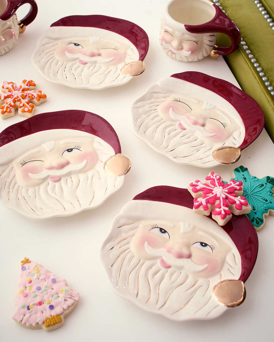 Red Papa Noel Cookie Plates, Set of 4