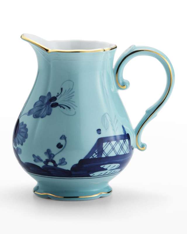Oriente Italiano Creamer, Iris
