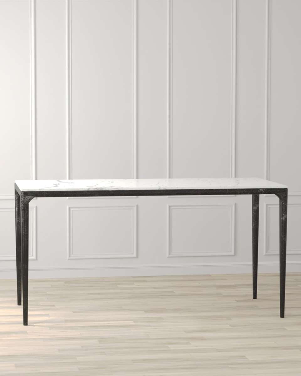 Dakor Dining Table