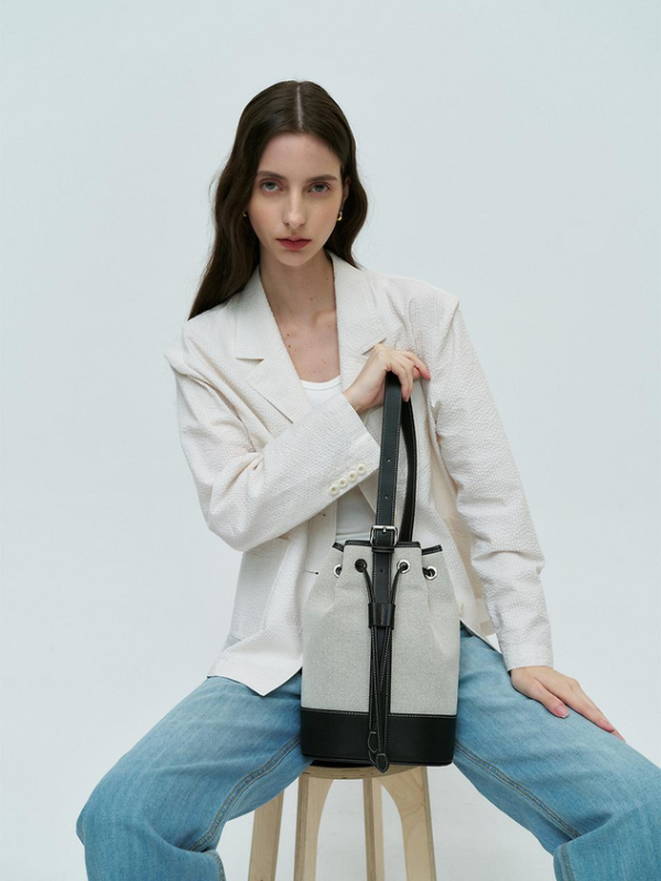 DUNST Classic Canvas Bucket Bag