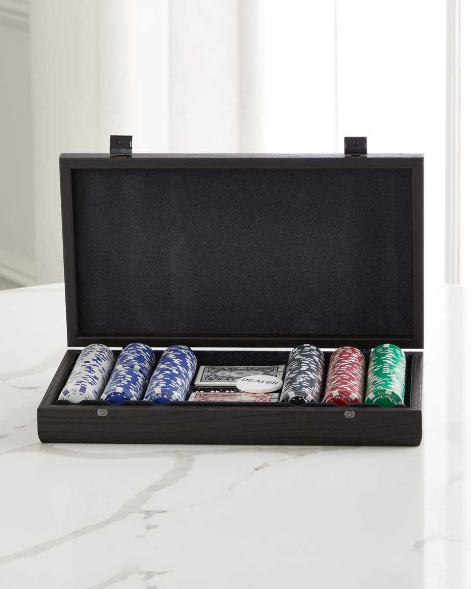 Poker Set in Wooden Case, 300 Pieces