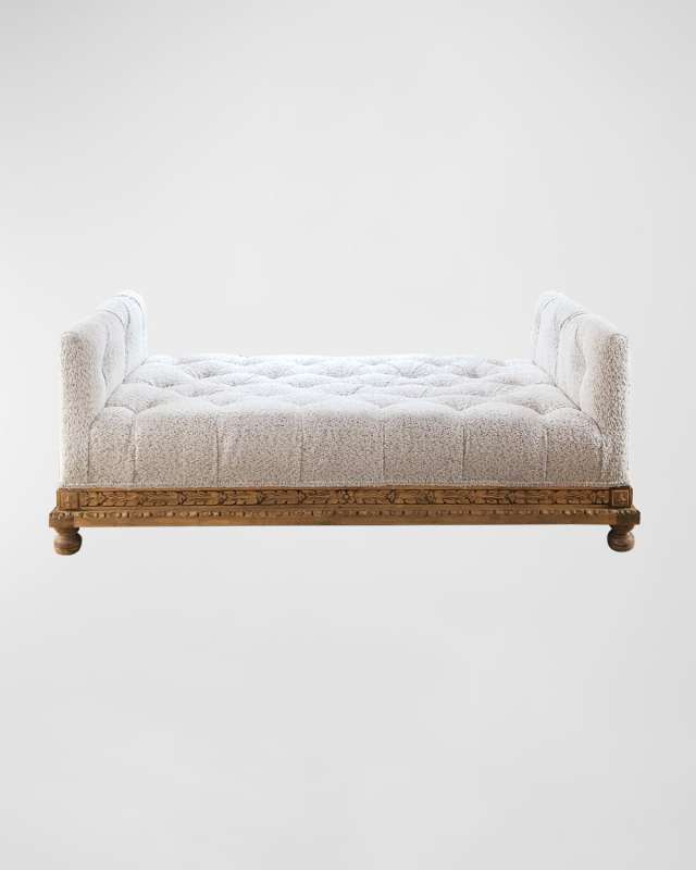 Onya Chaise