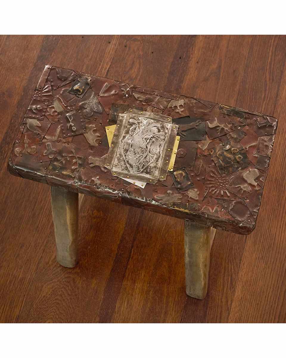 El Banquito de Milagros Table