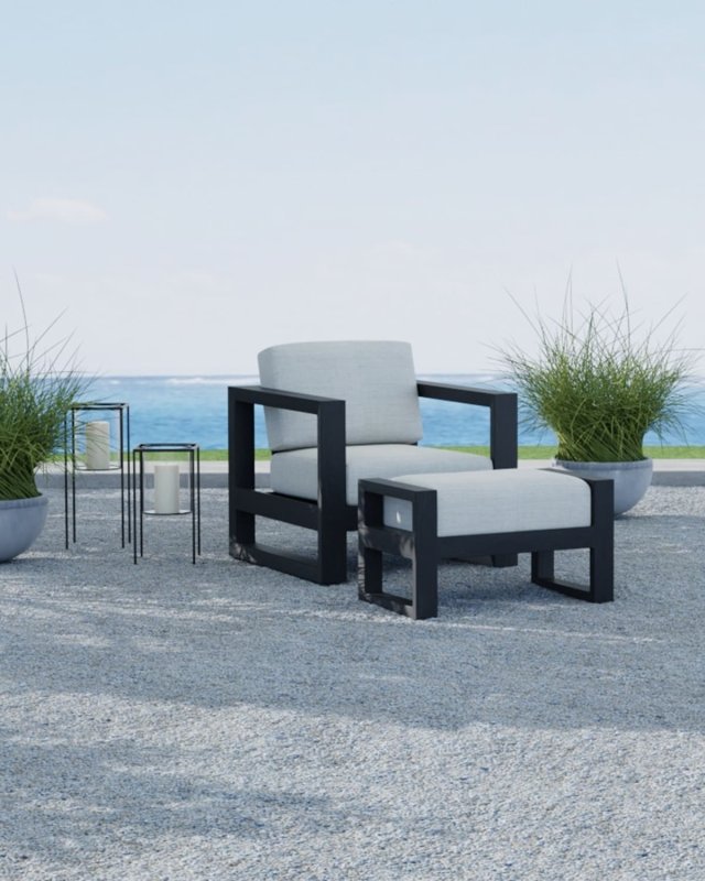 Redondo Club Chair