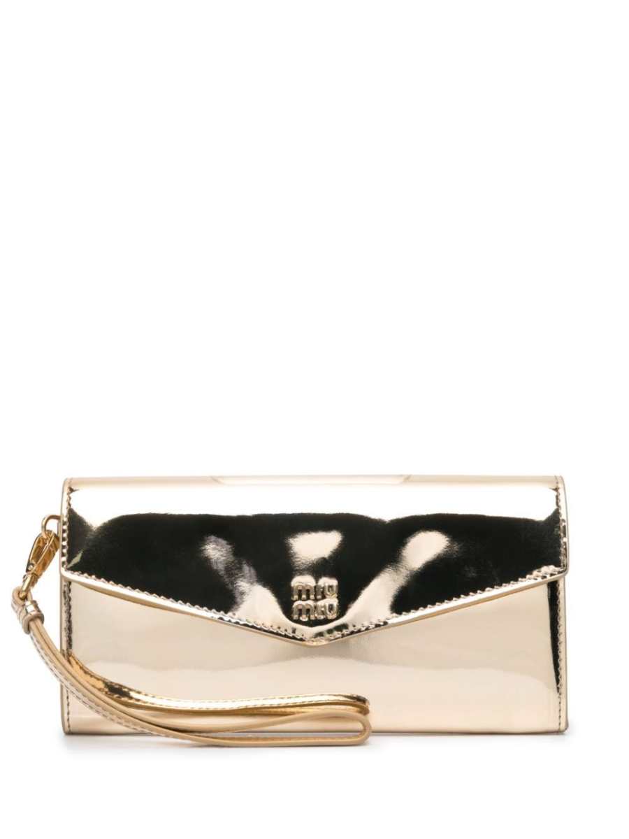 logo-embossed patent leather purs