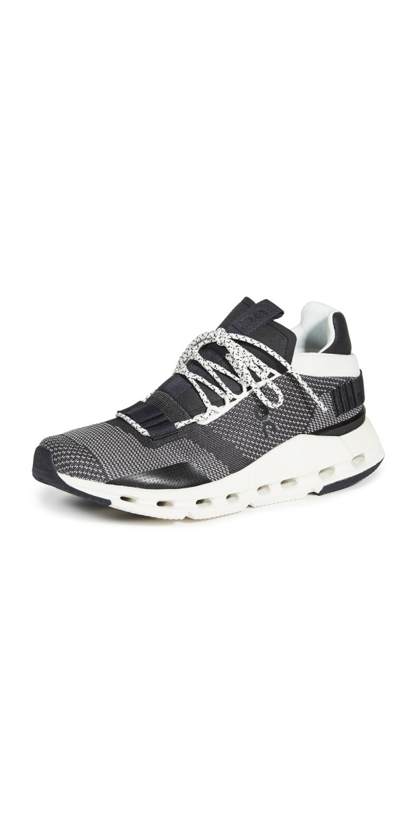 On Cloudnova Sneakers Black/White
