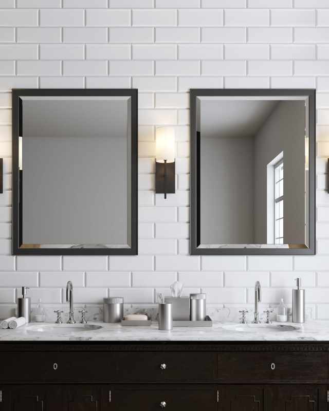 Veronica 1-Light Black Wall Mount