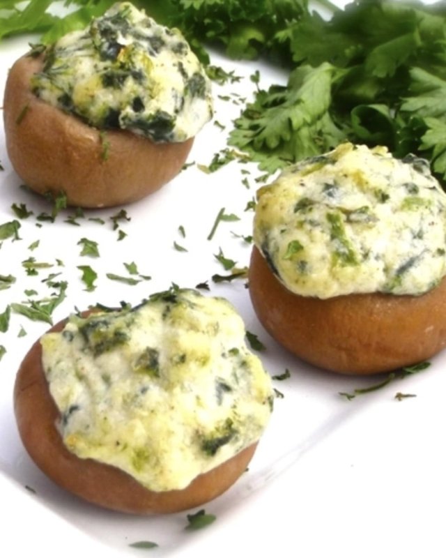 Boursin & Spinach Stuffed Mushrooms, 10 Pieces - Serves 5-10