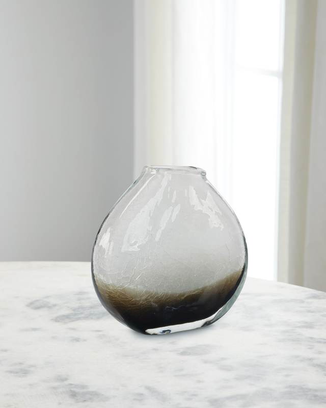 Fumo Vase, Medium