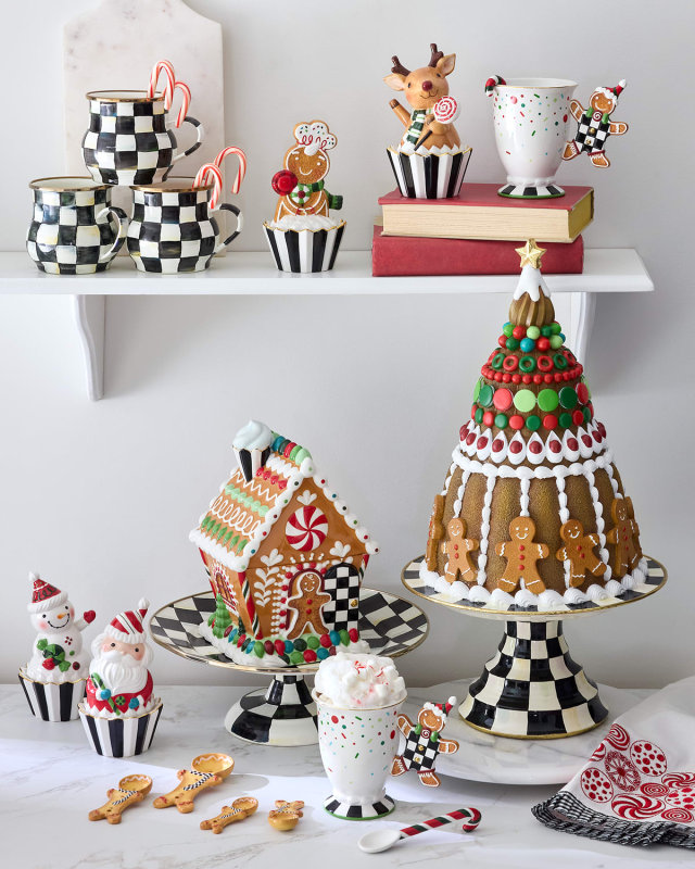 Bake Shop Gingerbread Cake Tower