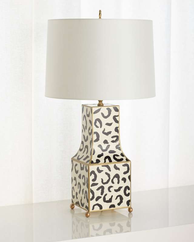 Pagoda Table Lamp