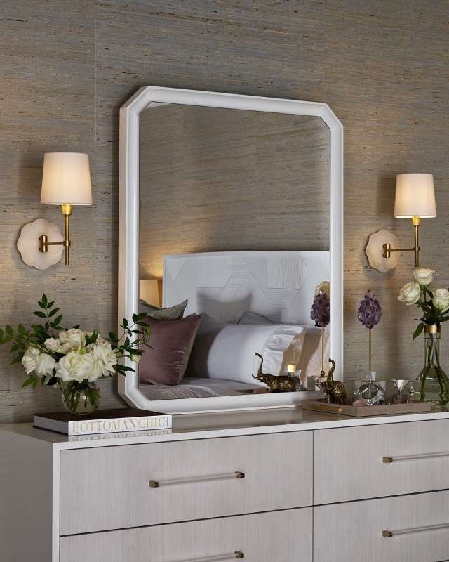 Studio Mirror