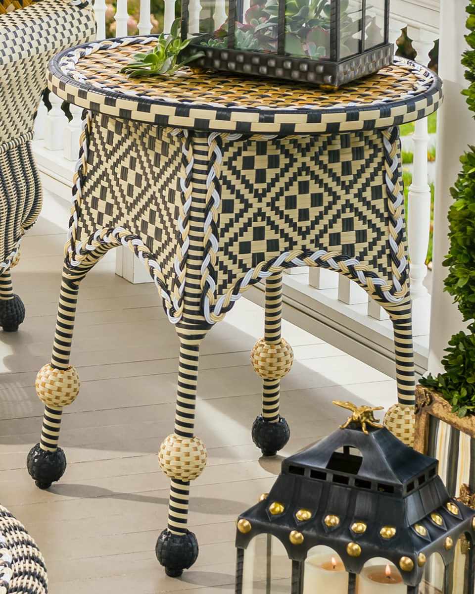 Courtyard Outdoor End Table