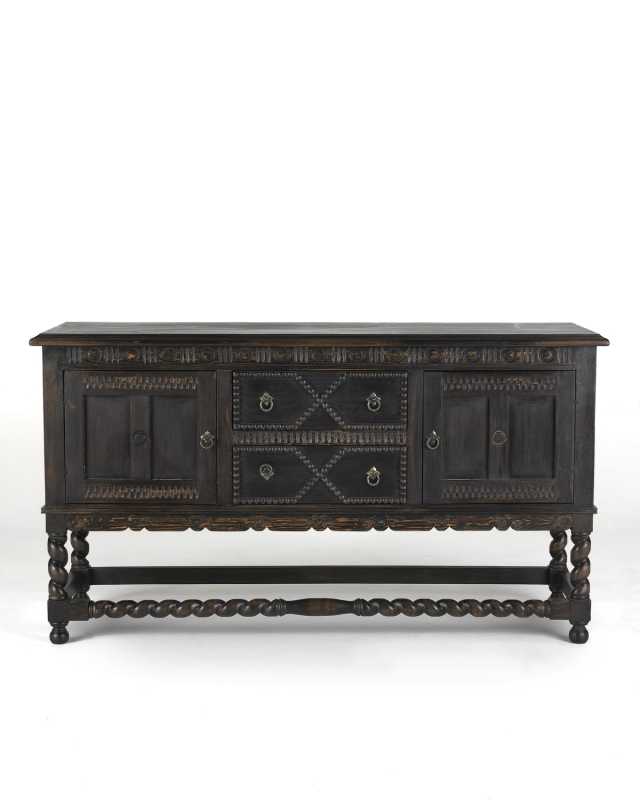 Hunter Carved Buffet