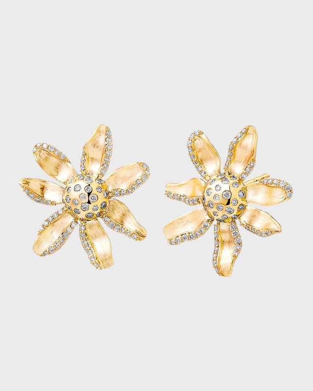 18k Yellow Gold Diamond Flower Stud Earrings