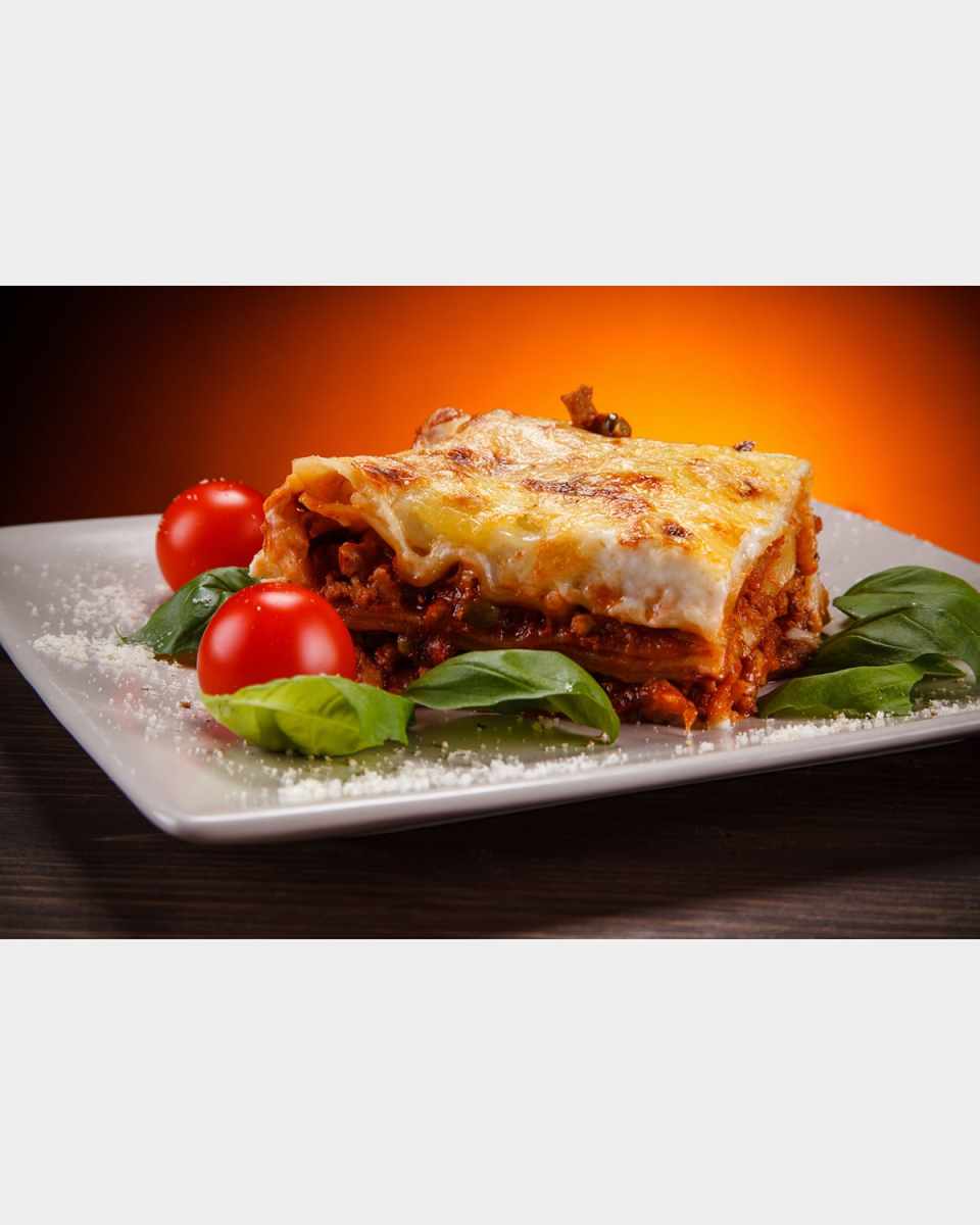 Beef Lasagna 1-2 lb. Tray, Serves 4-8