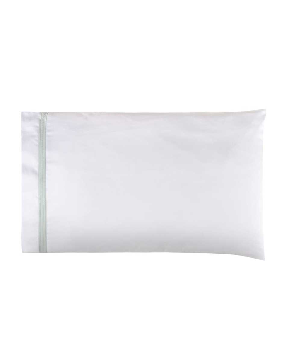 Devere Pair of Pillowc