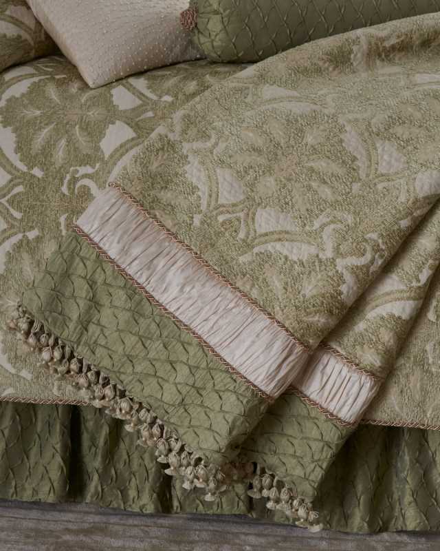Anastasia Throw