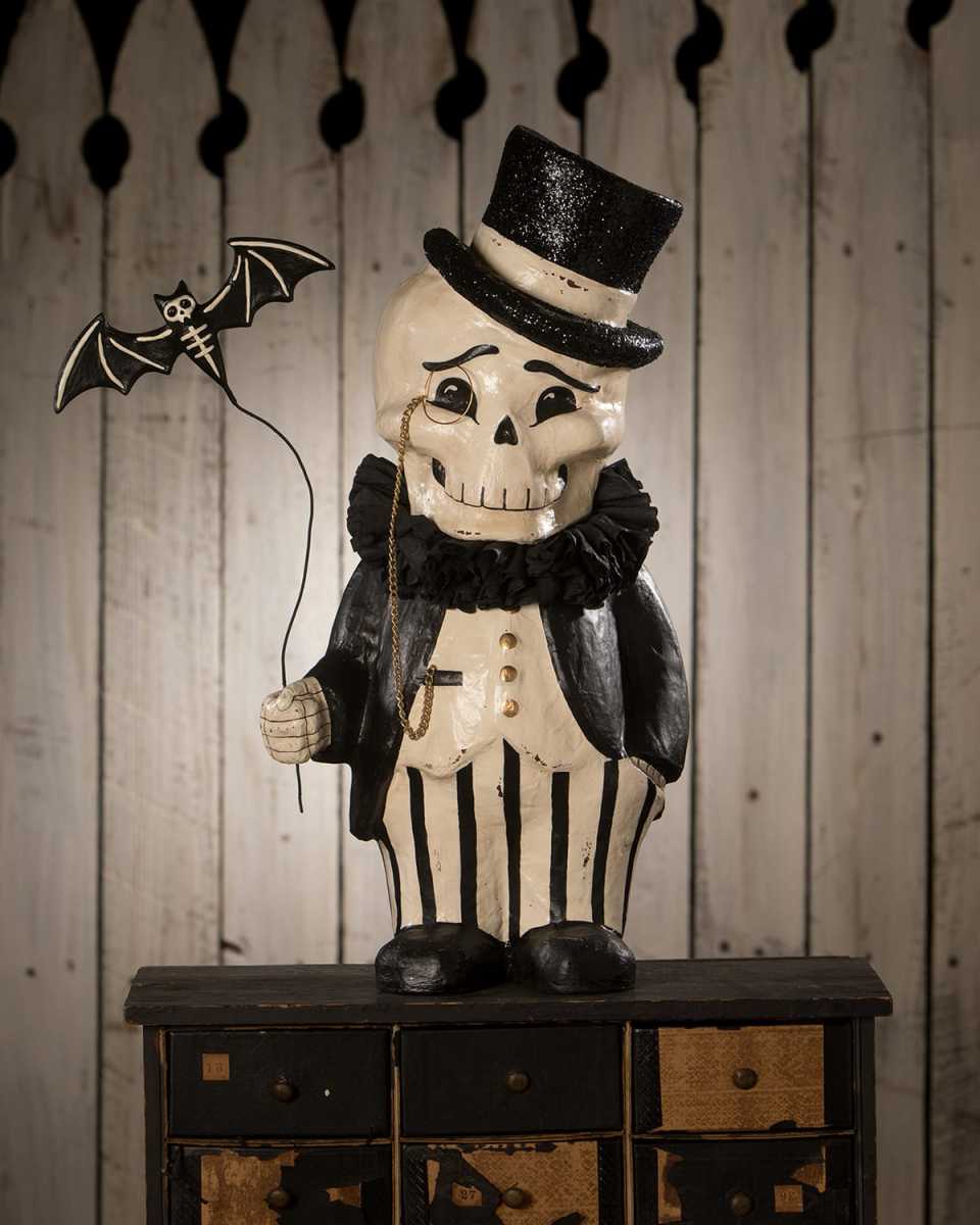 Dapper Desmond Halloween Skelly, 19"T