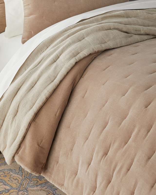 Mesa Linen & Velvet Quilt,
