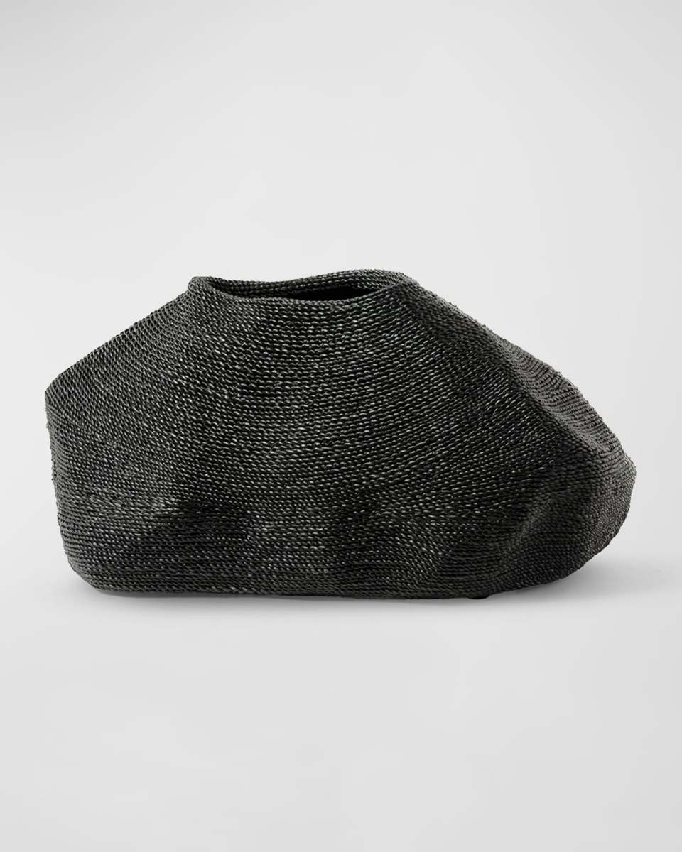 Jaden Urn, Short