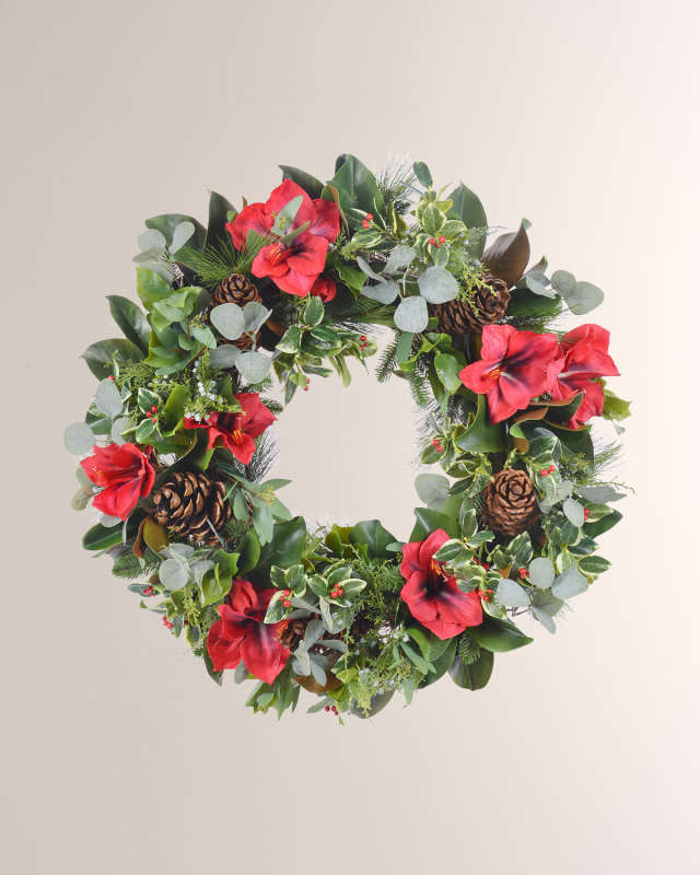 Amaryllis Holiday Wreath 32"