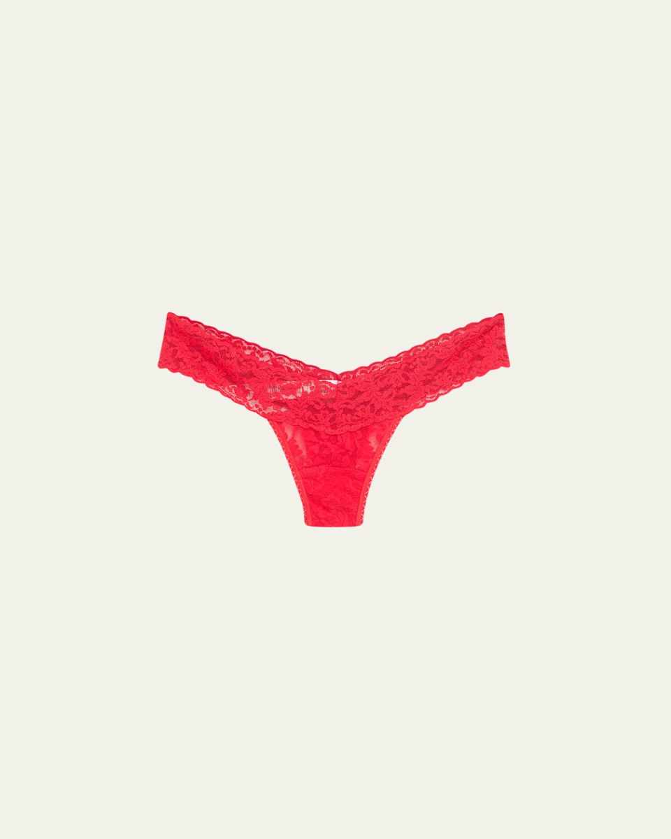 Signature Lace Low-Rise Thong