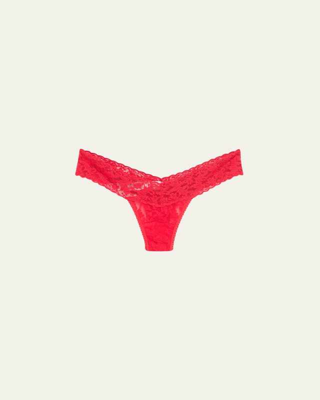 Signature Lace Low-Rise Thong