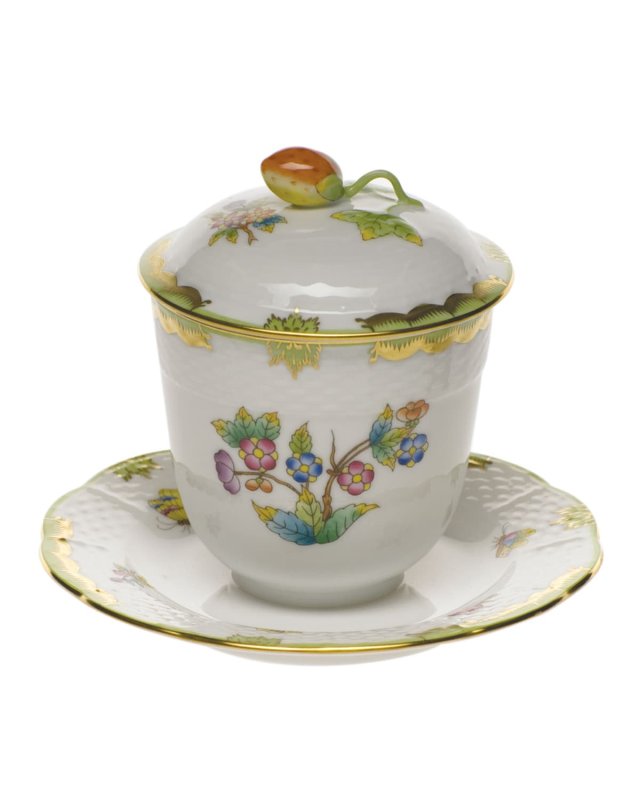 Queen Victoria Jam Jar with Berry Lid