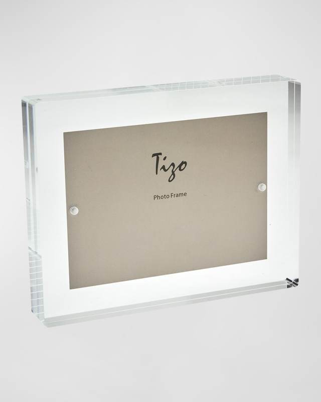 LUCITE FLOATING FRAME, 5" x 7"