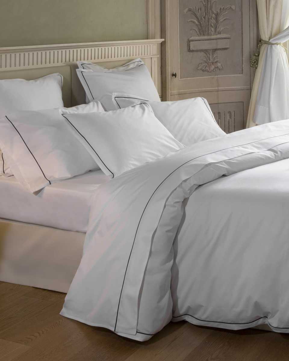 Luce Duvet Cover
