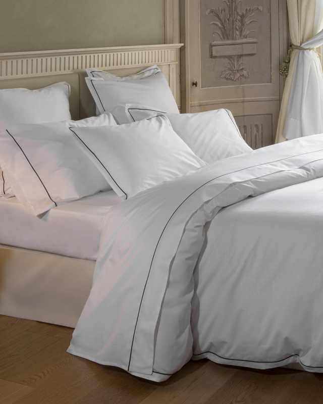 Luce Duvet Cover