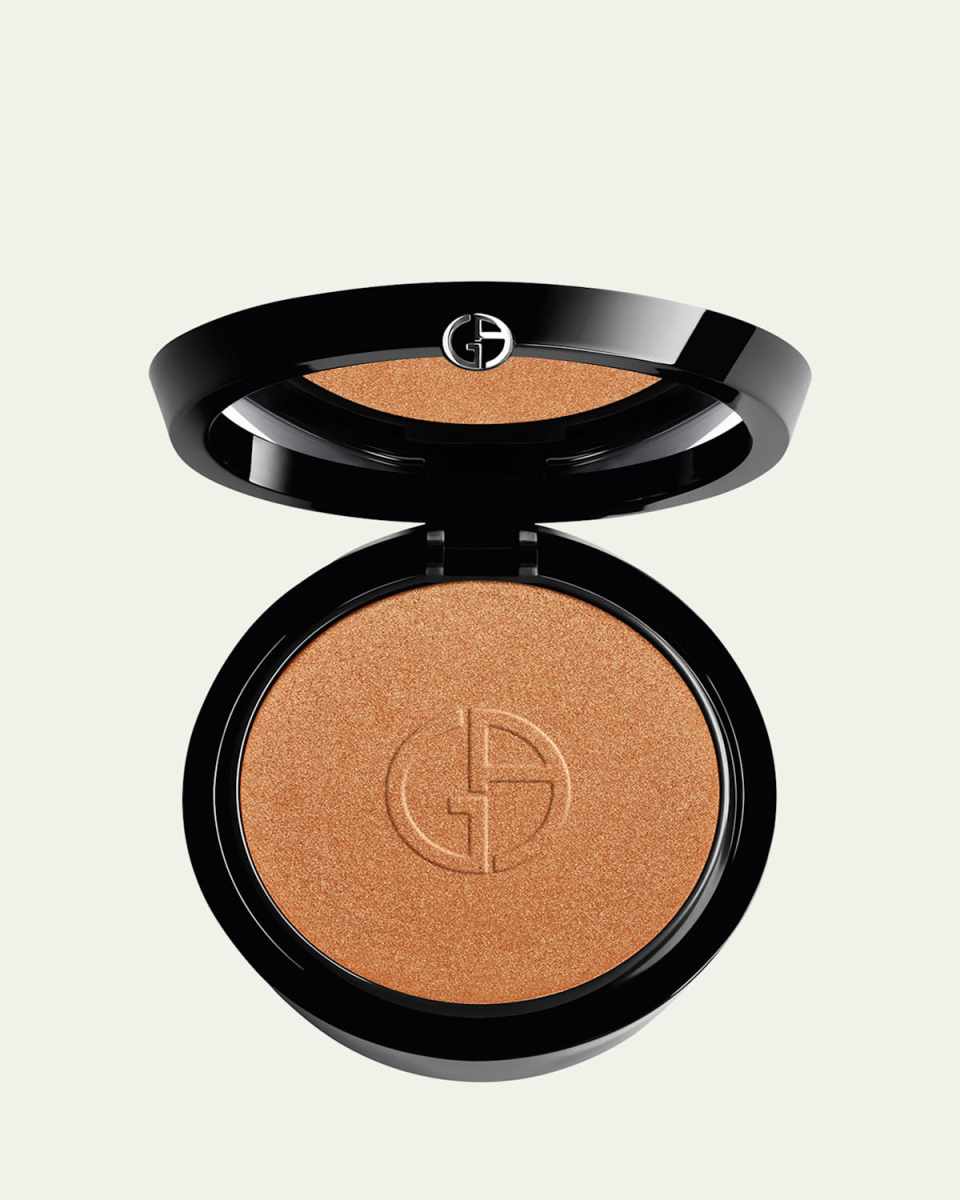 Luminous Silk Golden Glow Highlighter