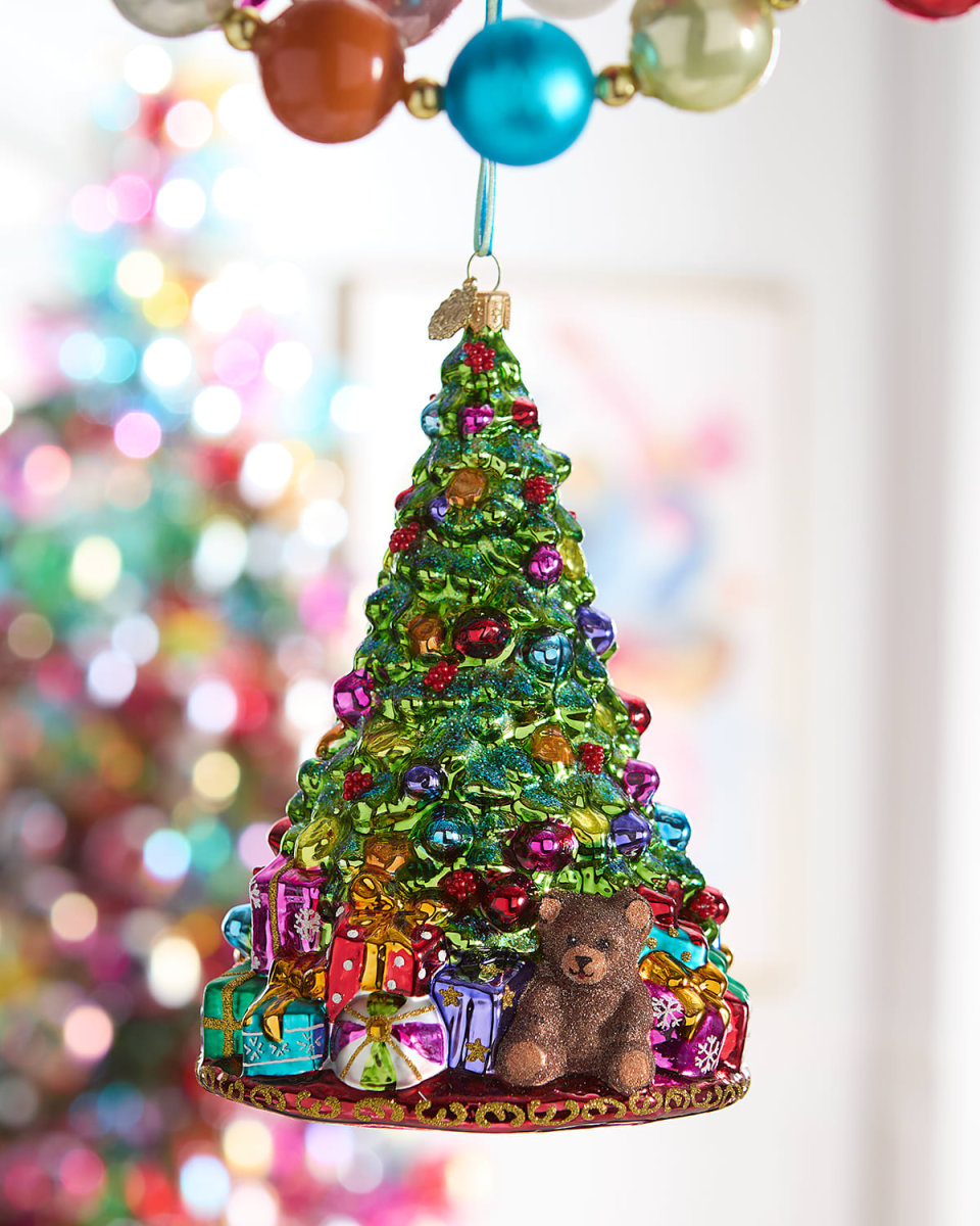 Tree with Teddy Bear Ornament