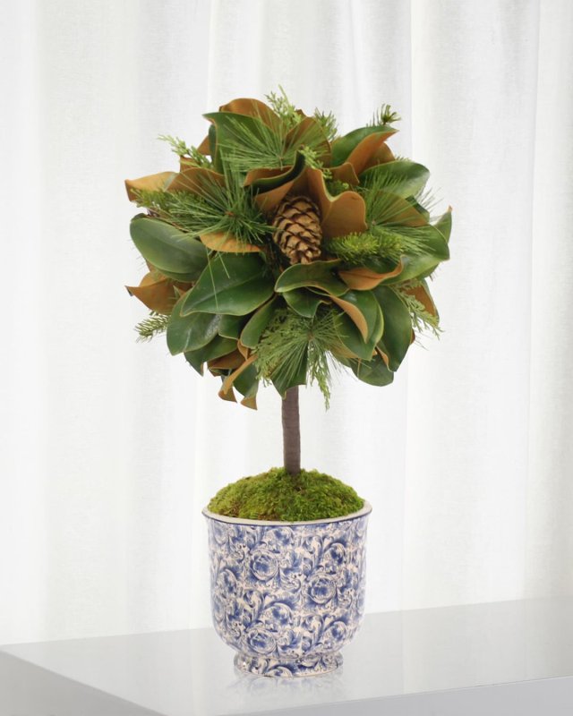 Mix Magnolia in Brass Container