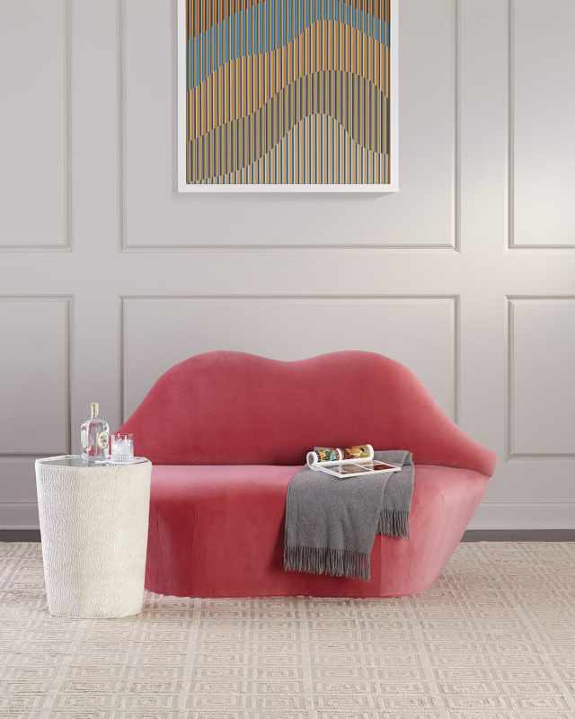 Khloe Settee