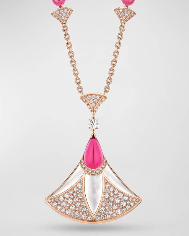 Divas' Dream 18K Rose Gold Necklace with Large Pendant