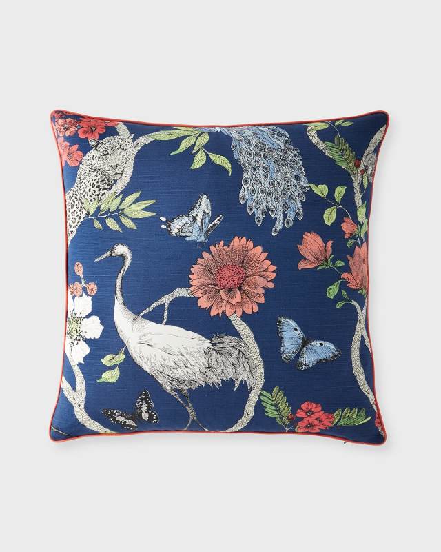 Mongabay Pillow, 20" x 20"
