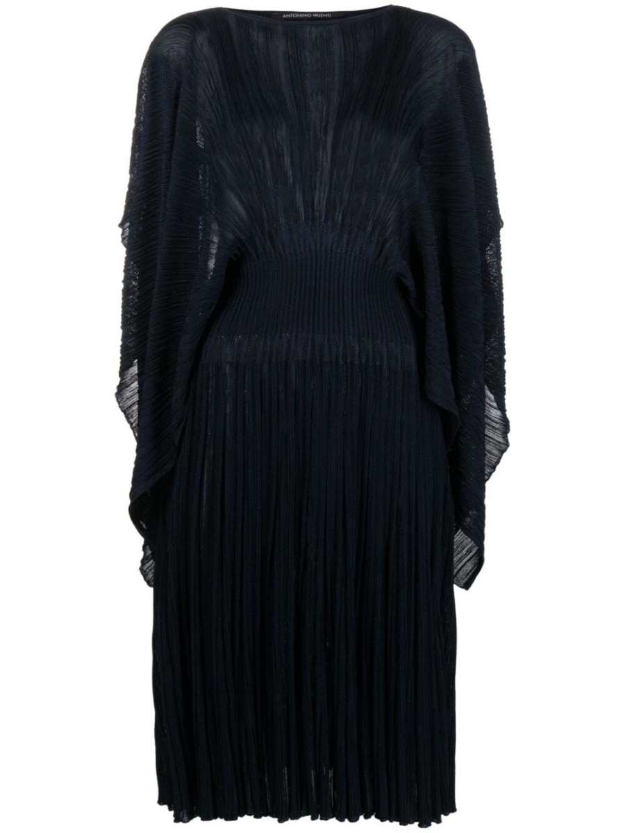 fully pleated slit-sleeve dress